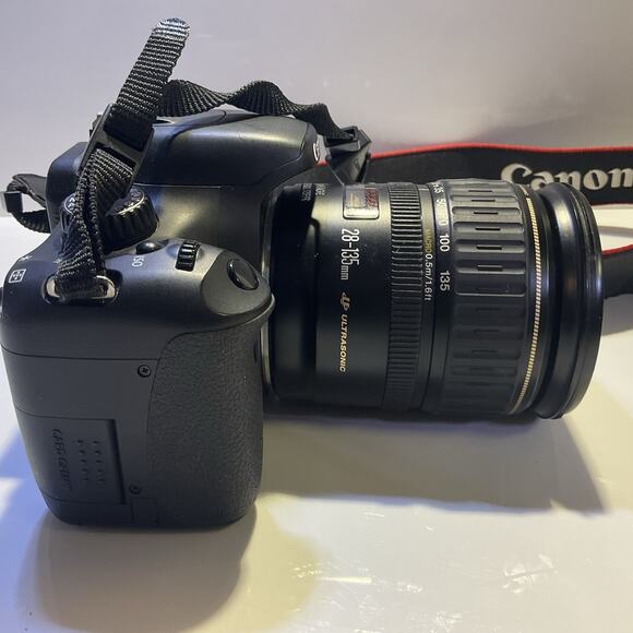 Canon EOS Rebel T2i DSLR Camera w/ Zoom EF 28-135mm IS 1:3.5-5.6 Lens Complete - Picture 6 of 10